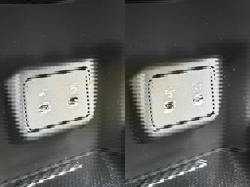 New 2026 Honda HR-V LX image 23