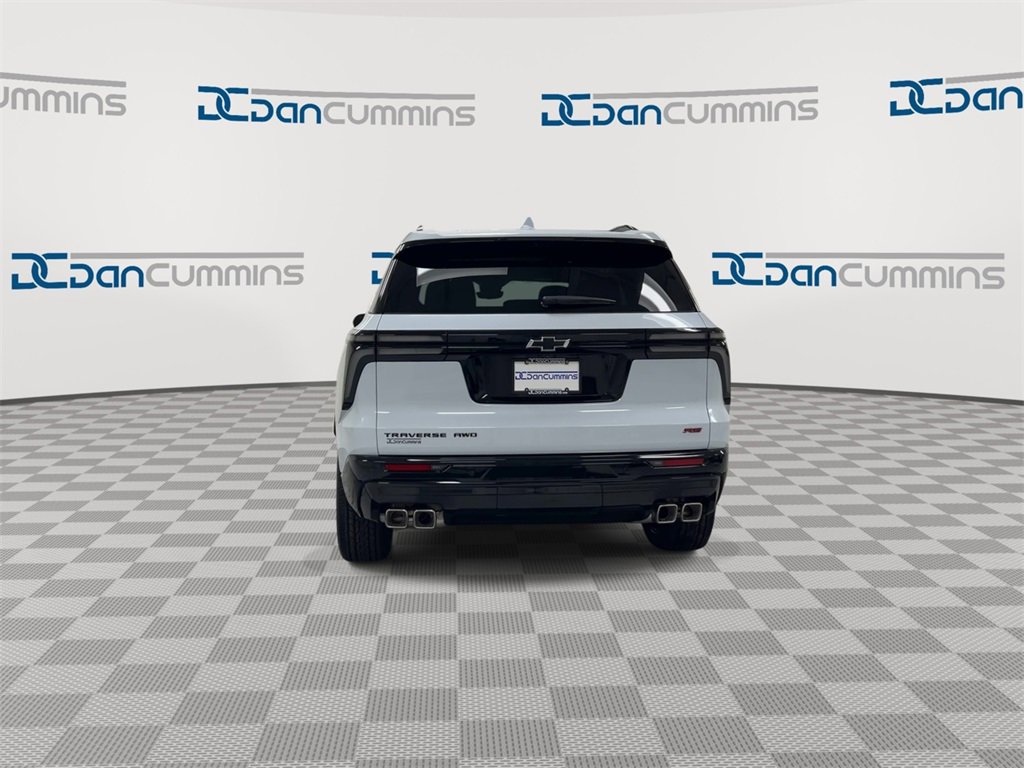 New 2026 Chevrolet Traverse RS w/ LPO, Floor Liner Package image 7