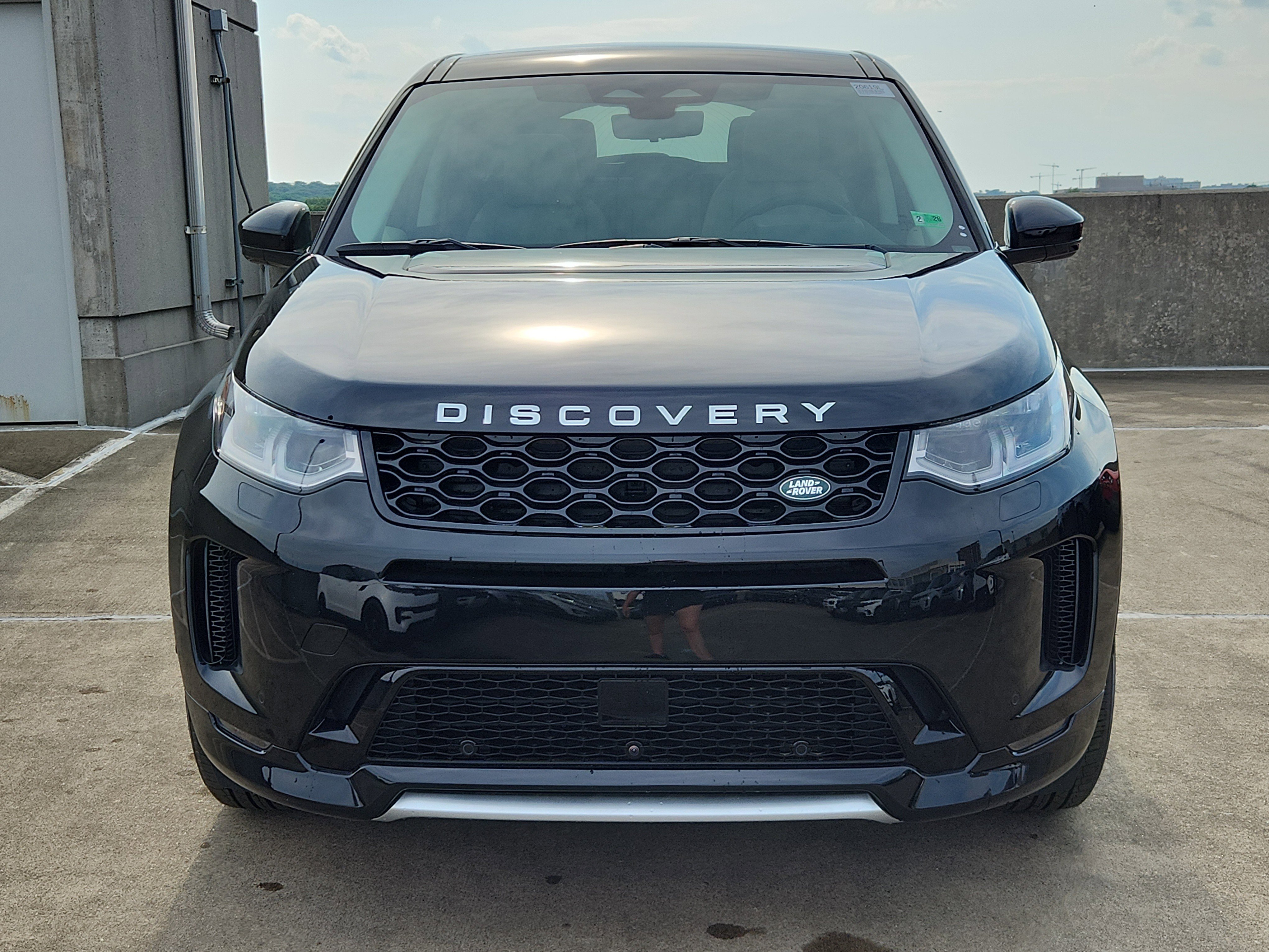 Certified 2025 Land Rover Discovery Sport S image 8