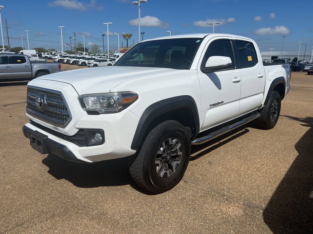Used 2017 Toyota Tacoma TRD Off-Road w/ Tow Package (A/T)
