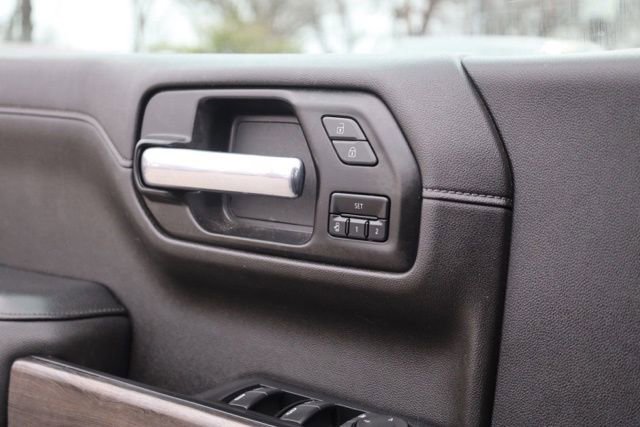 Used 2021 Chevrolet Silverado 1500 LTZ w/ Z71 Off-Road Package image 26
