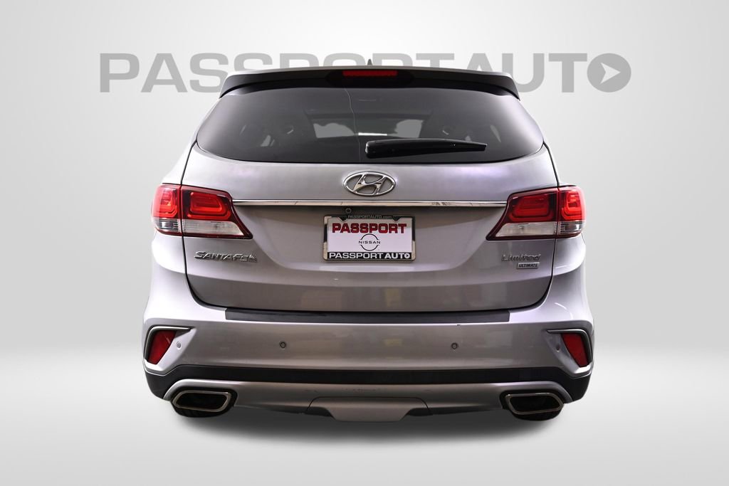Used 2018 Hyundai Santa Fe Limited FWD image 9