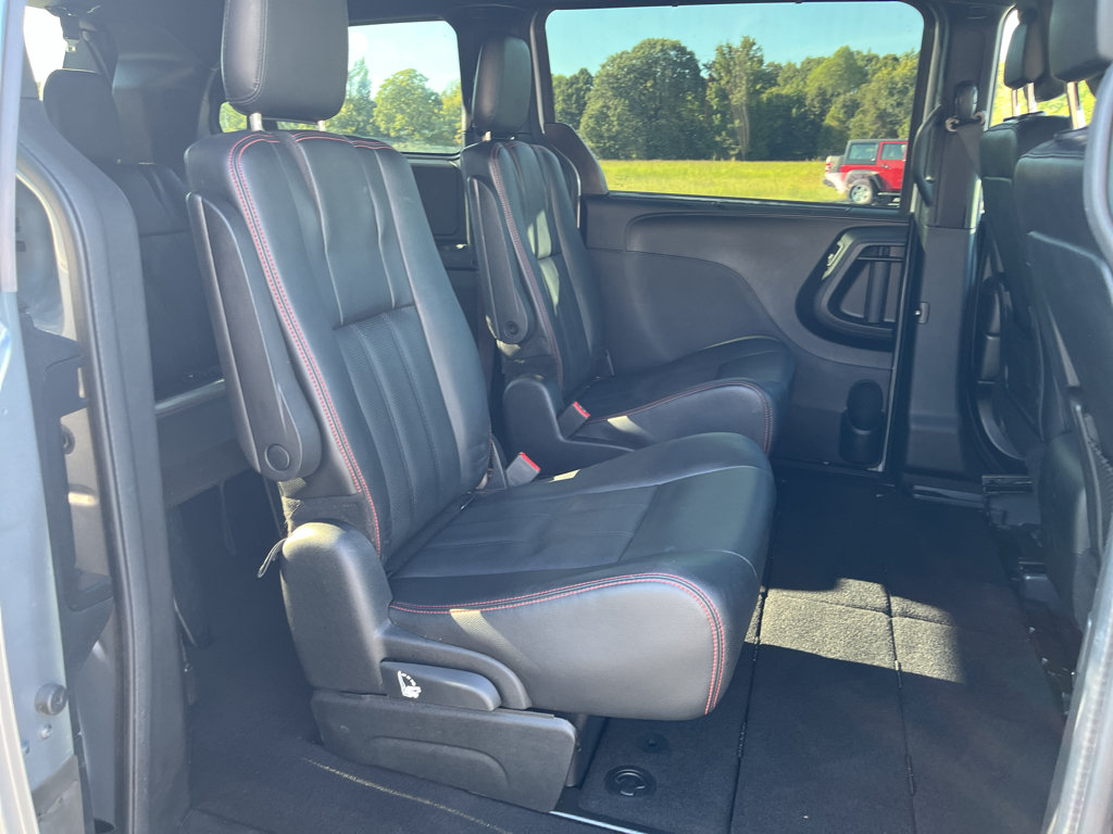 Used 2020 Dodge Grand Caravan GT FWD image 18