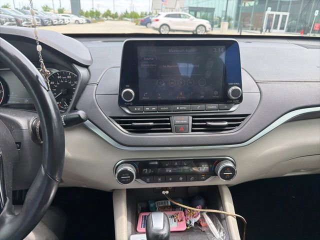 Used 2019 Nissan Altima 2.5 SV FWD image 8
