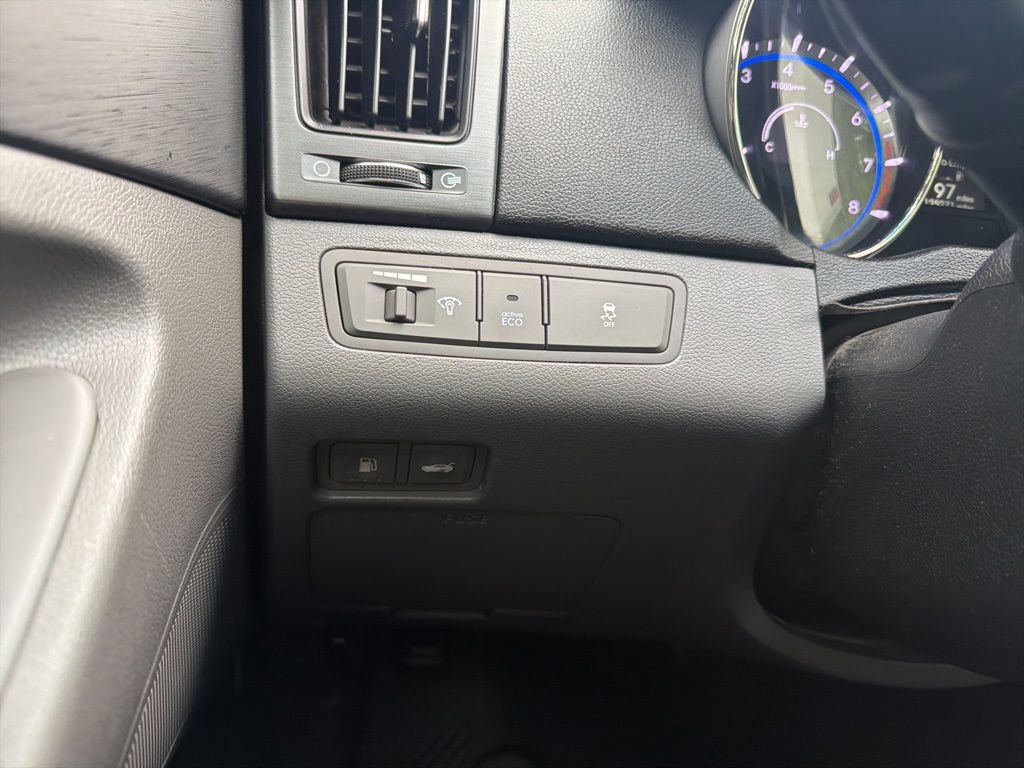 Used 2013 Hyundai Sonata GLS w/ Popular Equipment Pkg FWD image 16