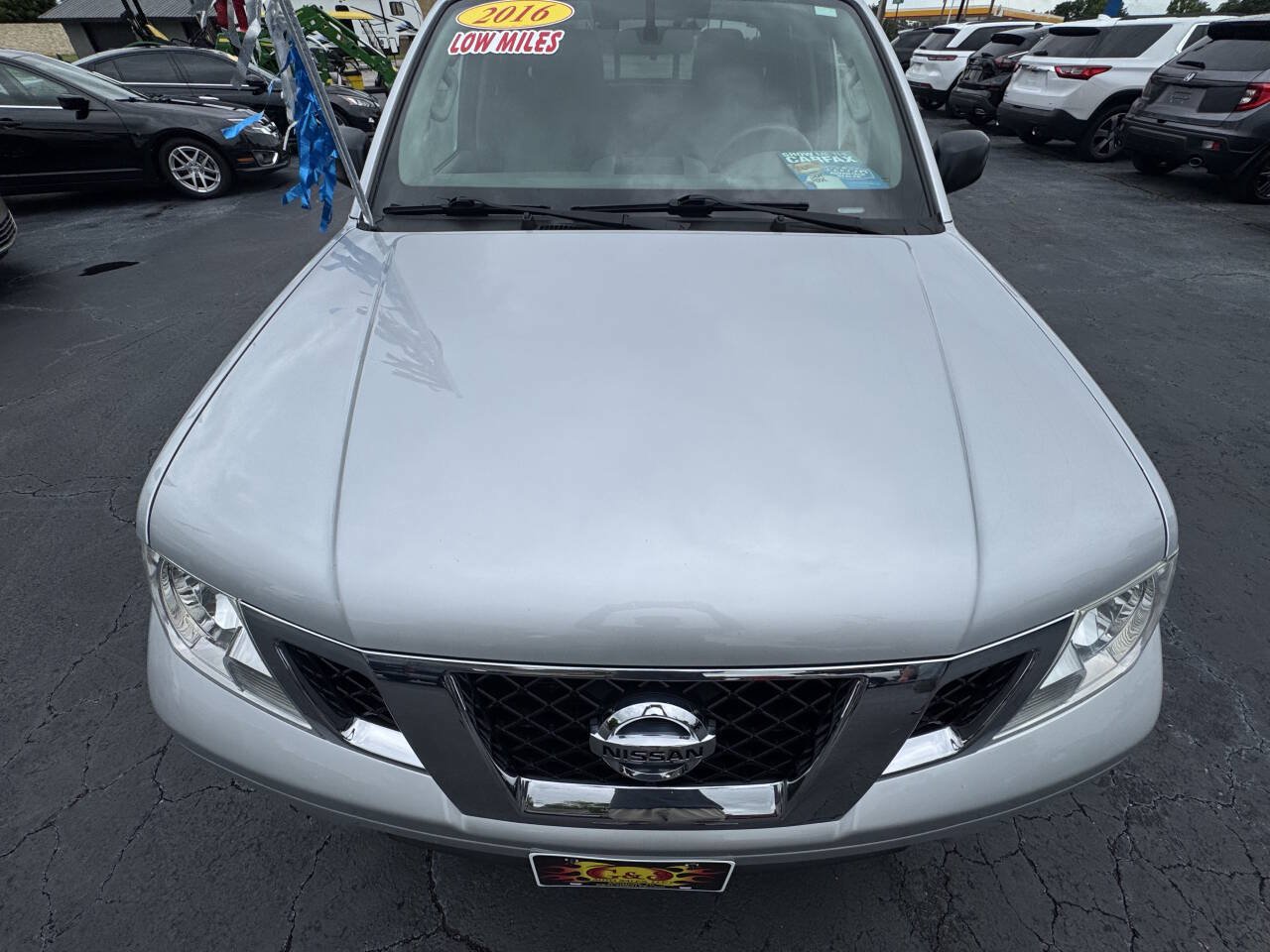 Used 2016 Nissan Frontier SV RWD image 10