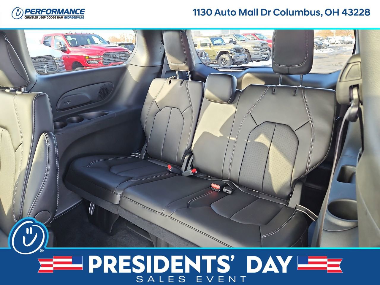 New 2026 Chrysler Pacifica Select image 13