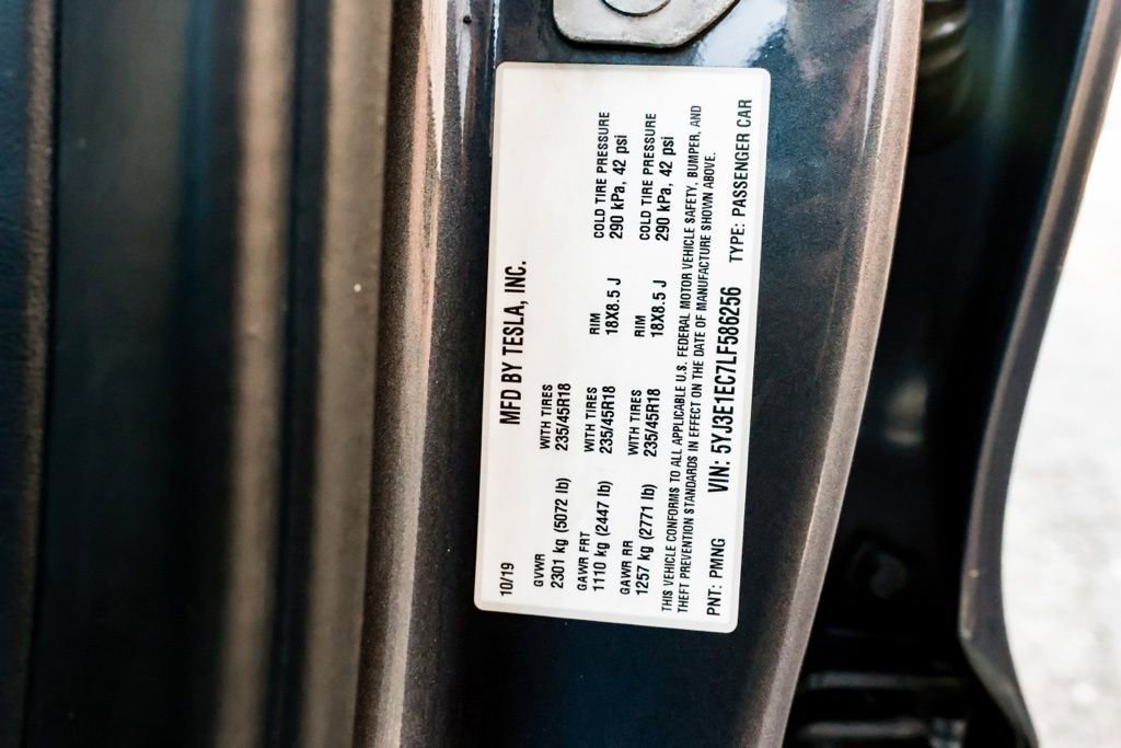 Used 2020 Tesla Model 3 Performance image 30