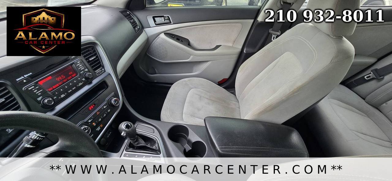 Used 2011 Kia Optima LX FWD image 34