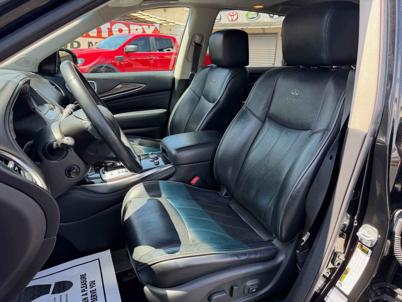 Used 2014 INFINITI QX60 FWD w/ Premium Plus Package image 6
