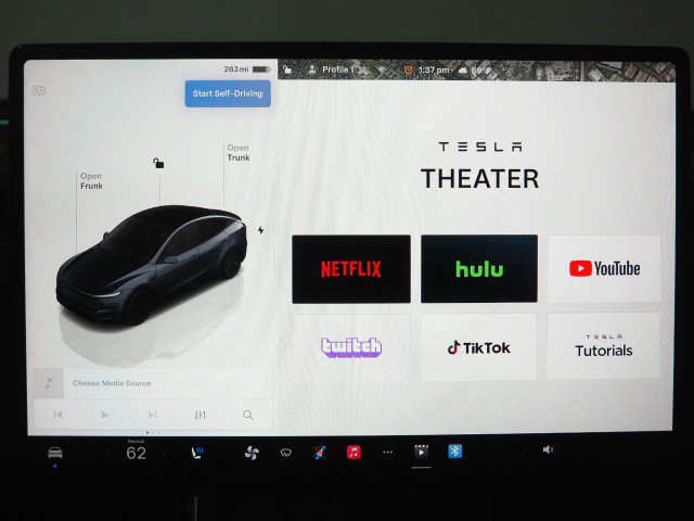 Used 2026 Tesla Model Y Long Range RWD image 48