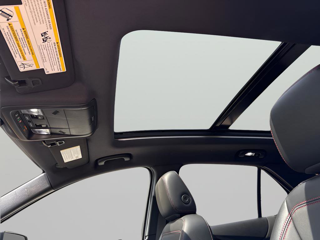 Used 2023 Chevrolet Equinox RS AWD/4WD image 28