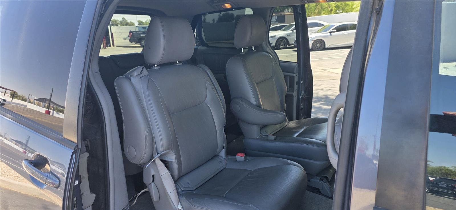 Used 2009 Toyota Sienna XLE FWD image 13