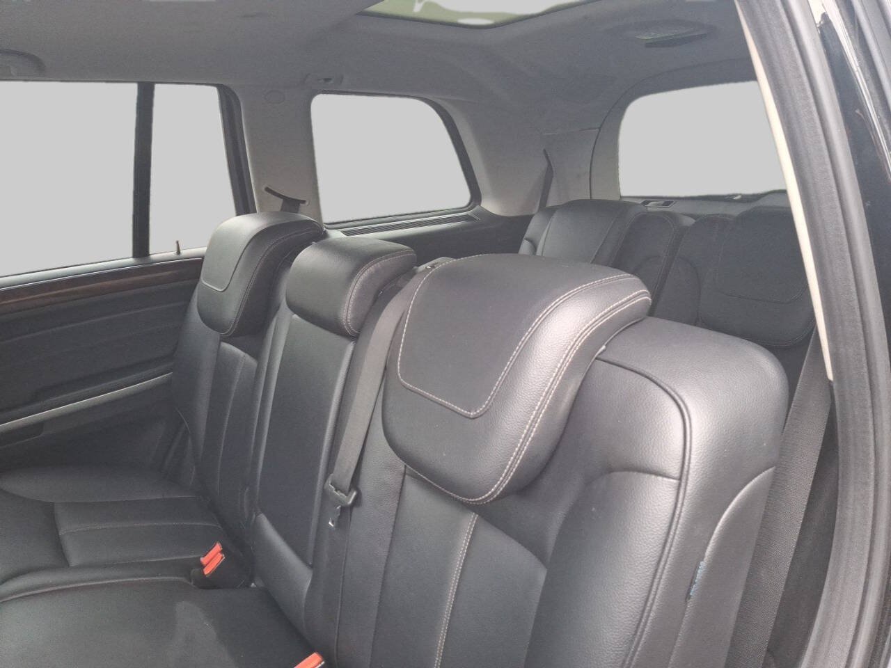 Used 2012 Mercedes-Benz GL 450 4MATIC w/ Premium 1 Pkg image 20