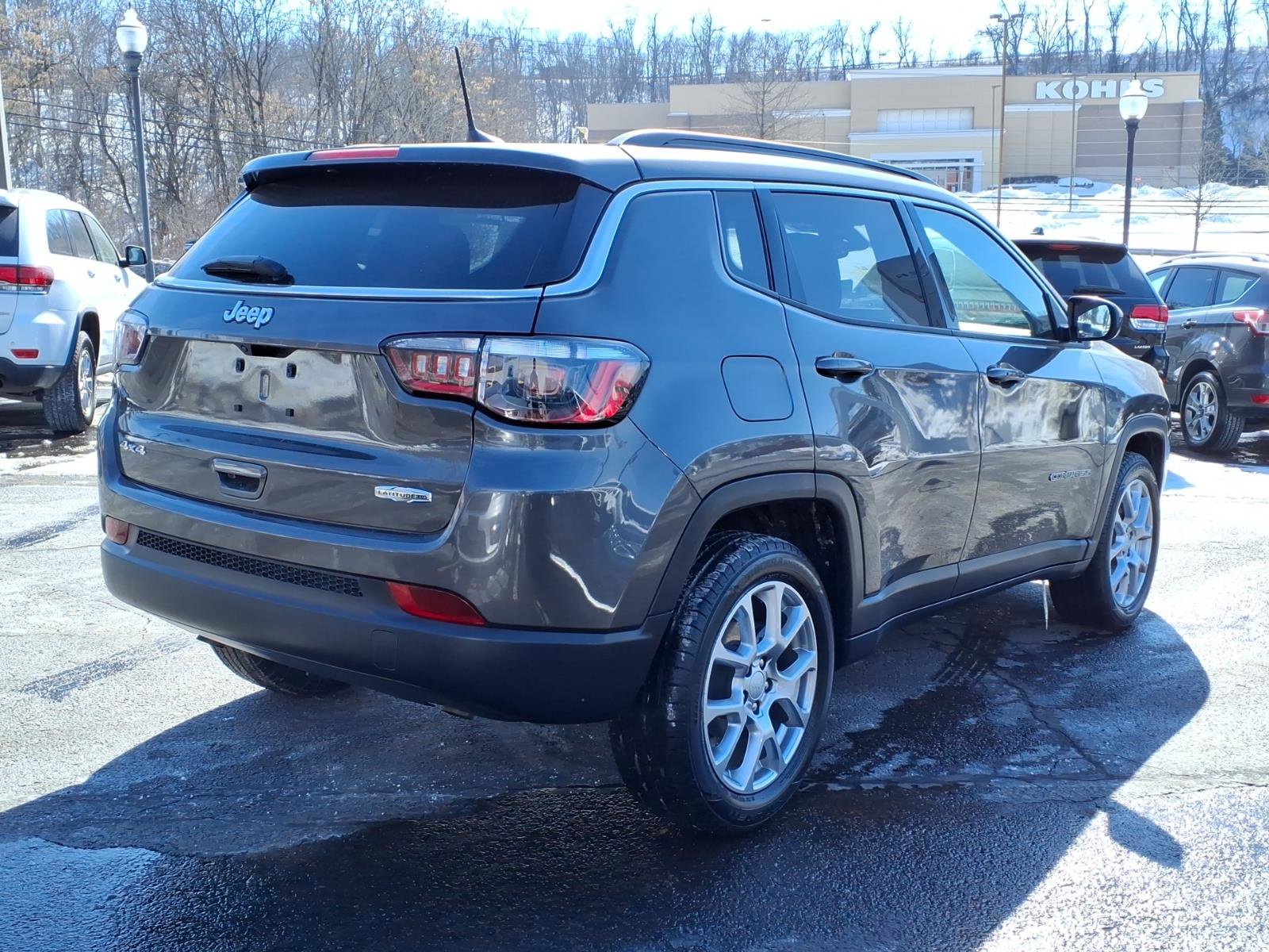 Certified 2023 Jeep Compass Latitude image 4