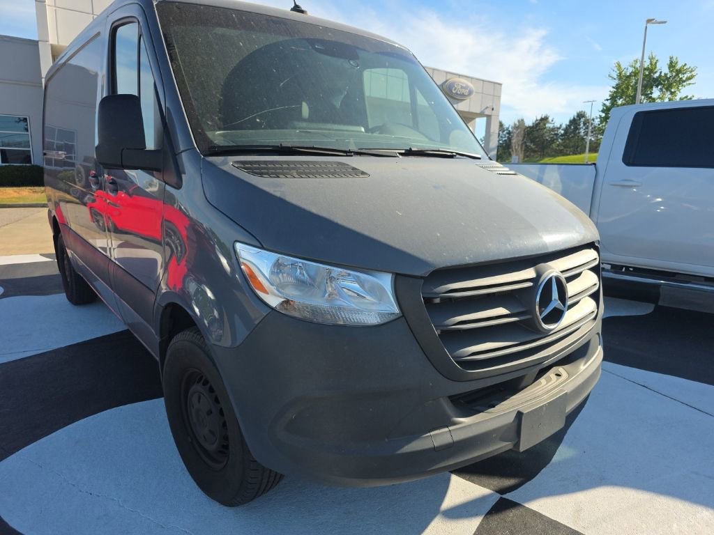 Used 2022 Mercedes-Benz Sprinter 144 Cargo image 11