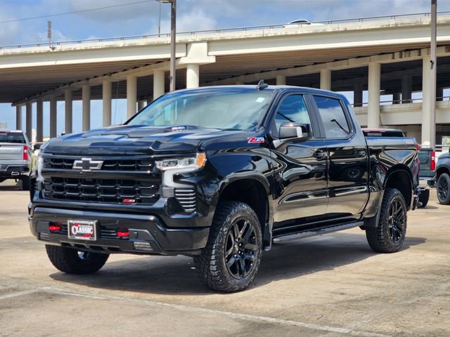 Used 2025 Chevrolet Silverado 1500 LT Trail Boss w/ LT Trail Boss Premium Package image 3