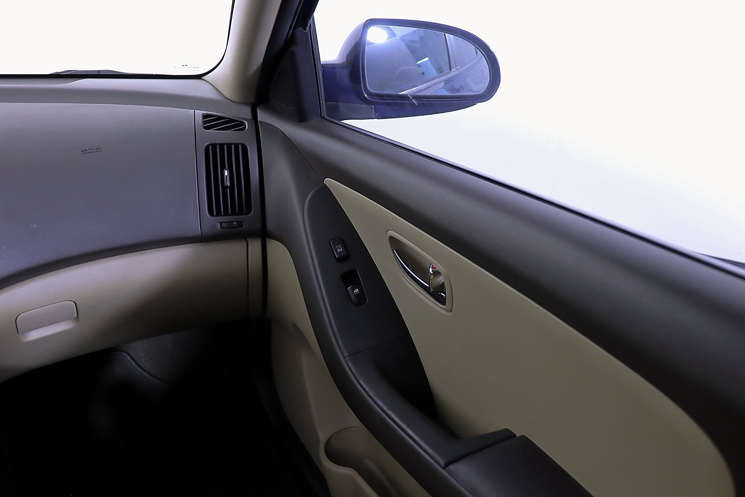 Used 2010 Hyundai Elantra GLS FWD image 15
