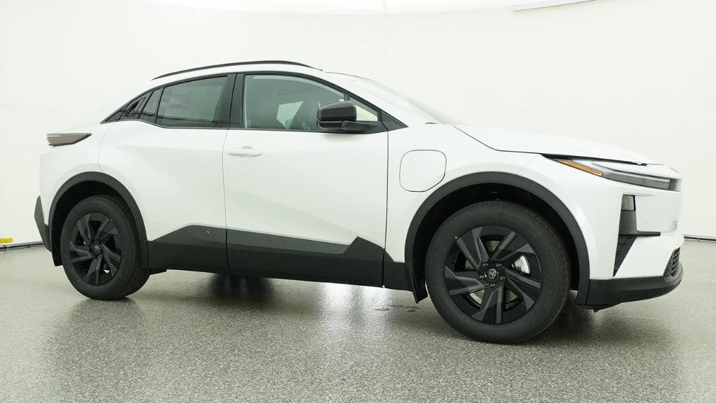 New 2026 Toyota C-HR AWD/4WD image 31