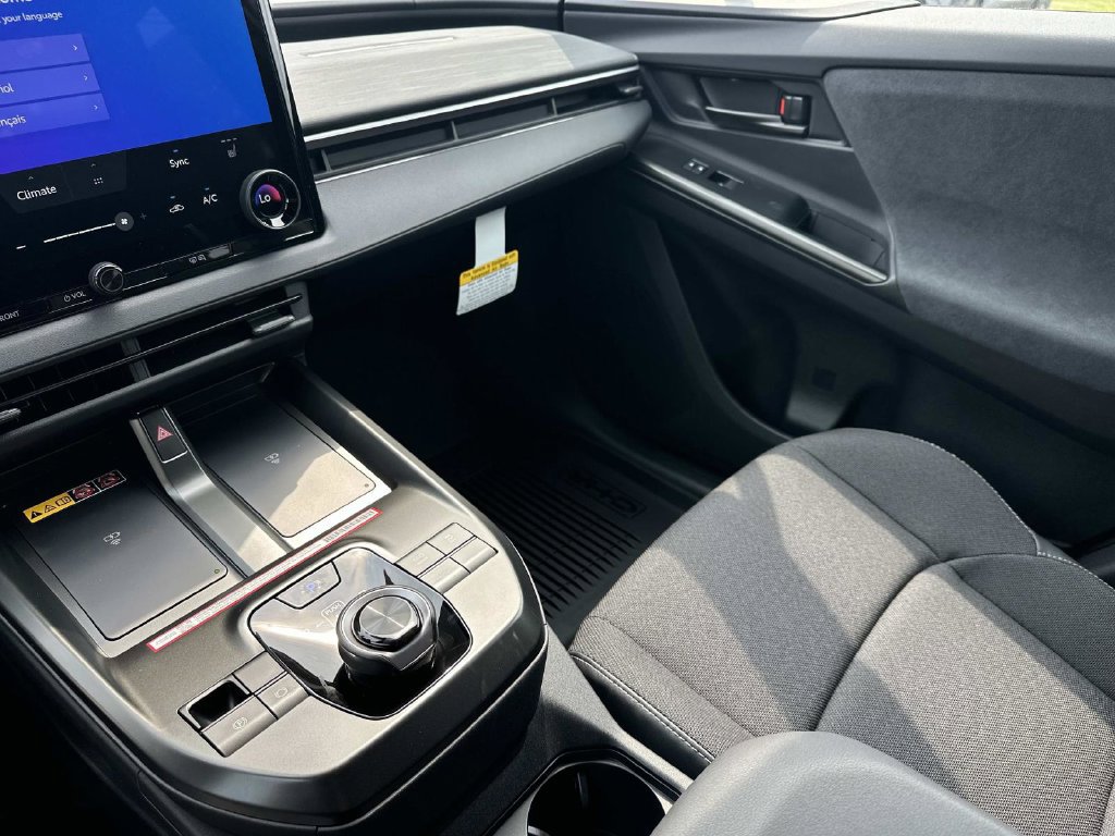 New 2026 Toyota C-HR AWD/4WD image 32