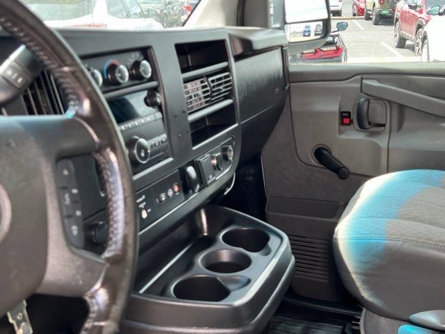 Used 2021 GMC Savana 3500 w/ Driver Convenience Package RWD image 15