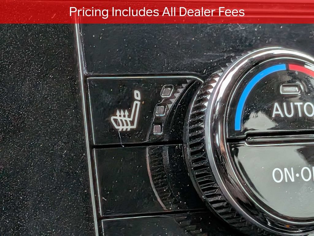 Used 2024 Nissan Pathfinder SL w/ SL Premium Package FWD image 26