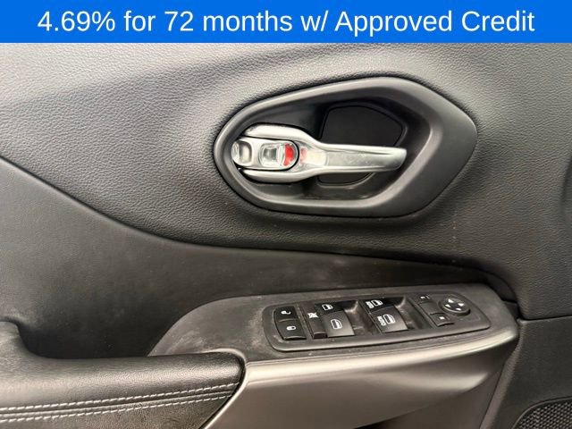 Used 2019 Jeep Cherokee Latitude Plus w/ Comfort/Convenience Group image 21