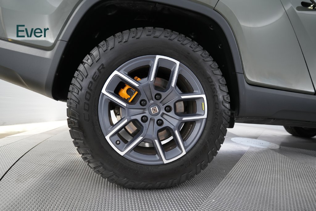 Used 2022 Rivian R1T Launch Edition AWD/4WD image 20