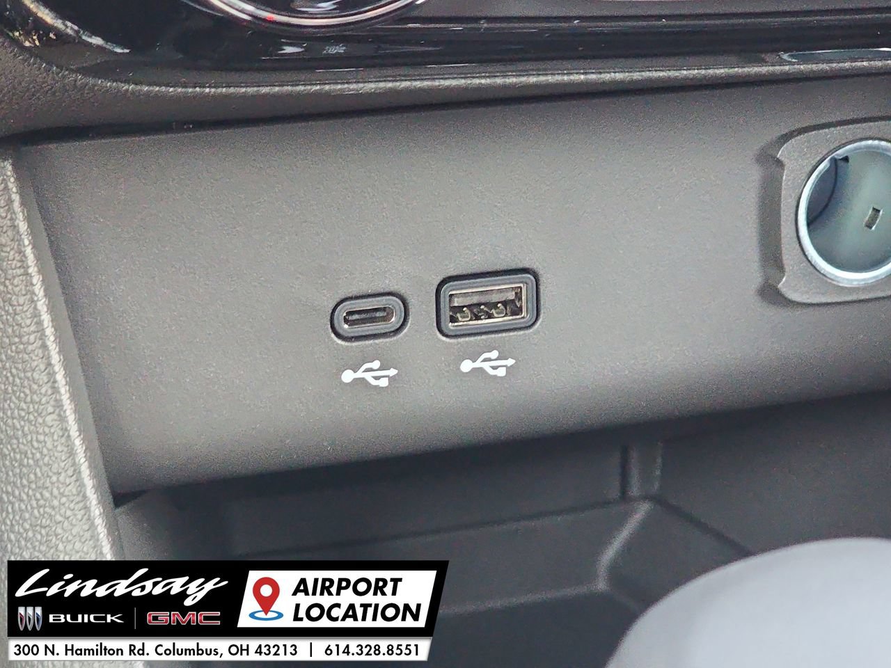 New 2026 Buick Encore GX Sport Touring w/ Comfort Package AWD/4WD image 37
