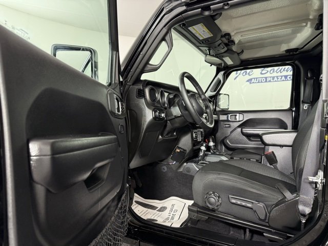 Used 2021 Jeep Wrangler Sport image 11