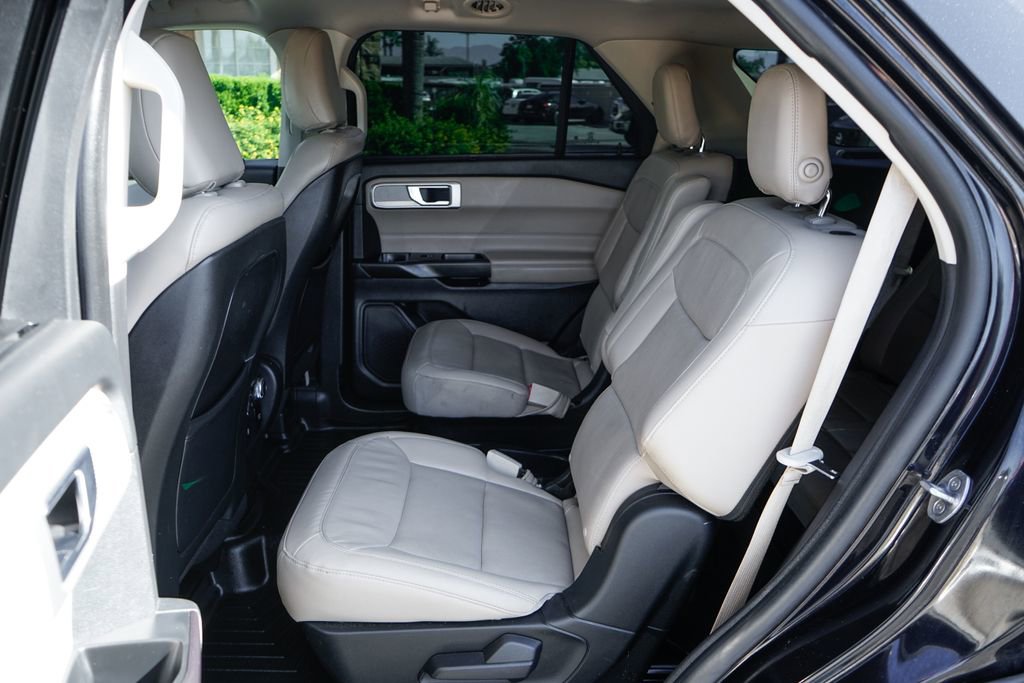 Used 2020 Ford Explorer Limited image 38