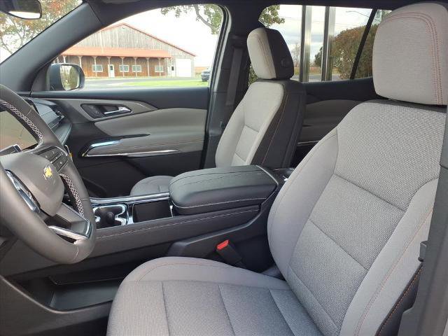 New 2026 Chevrolet Traverse LT image 14