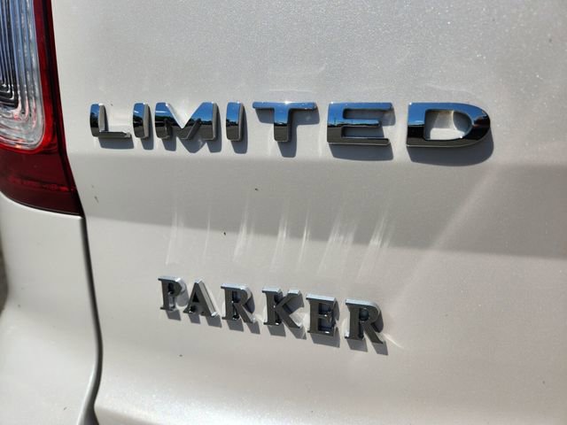 Used 2015 Ford Explorer Limited w/ Equipment Group 301A AWD/4WD image 16