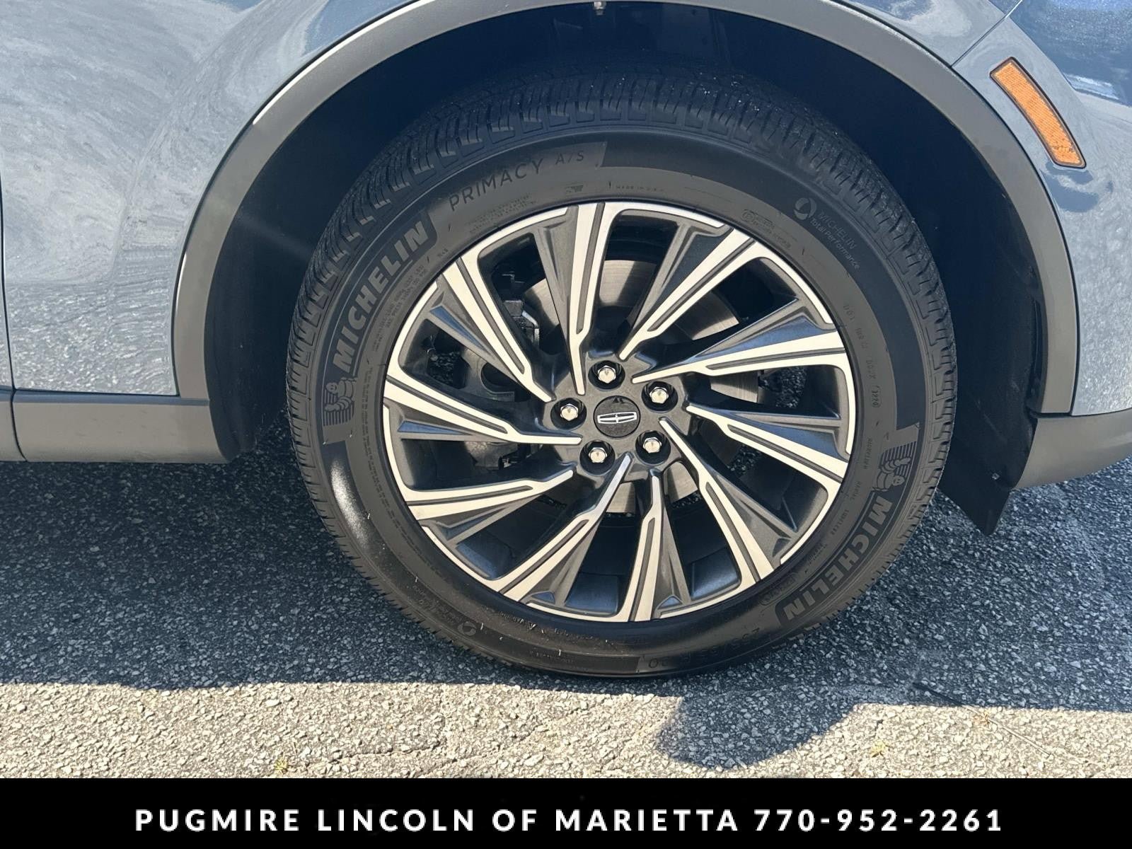 New 2026 Lincoln Aviator AWD image 12