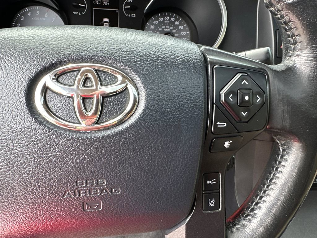 Used 2018 Toyota Sequoia Platinum image 27