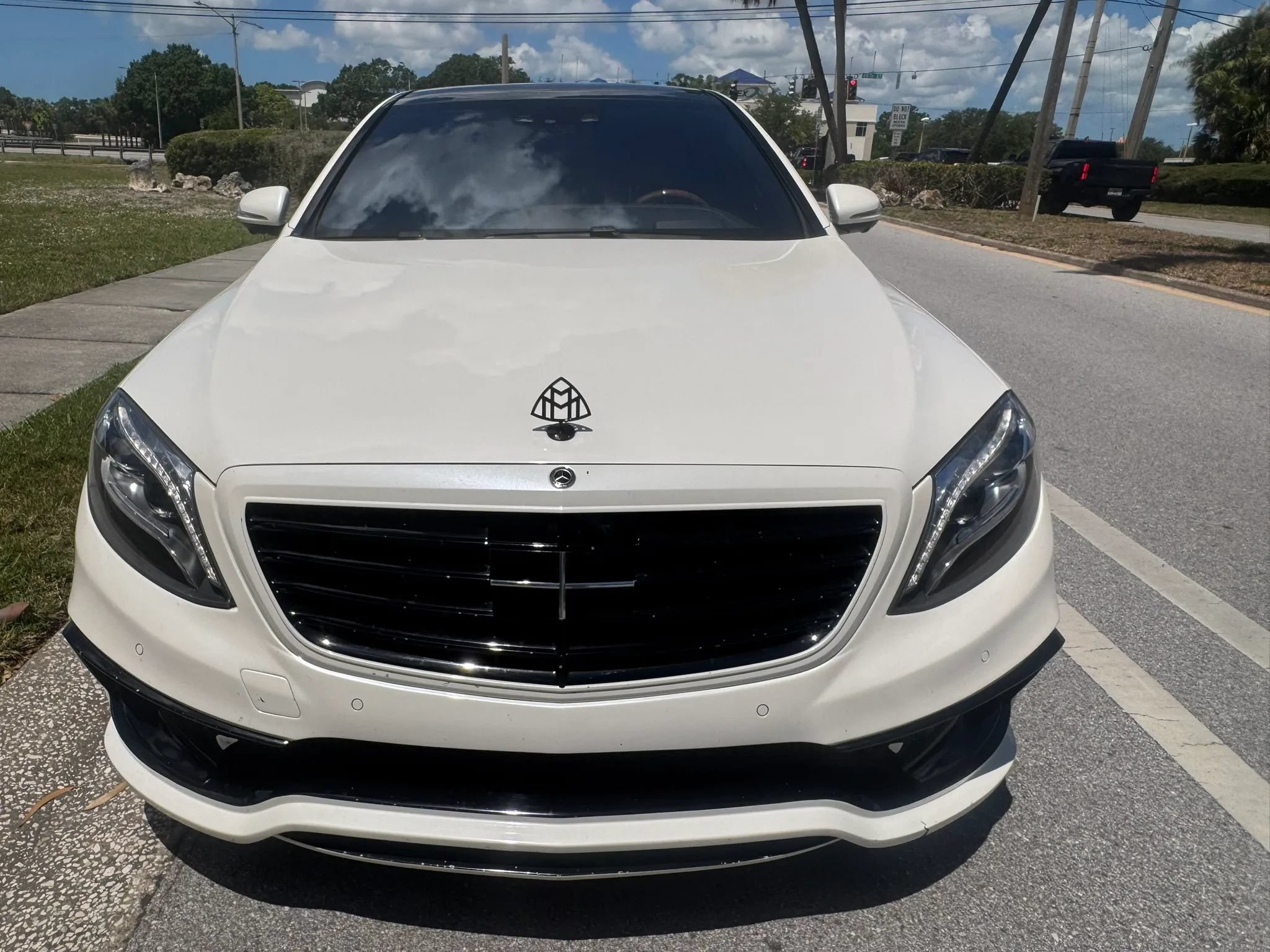 Used 2017 Mercedes-Benz S 550 Sedan image 3