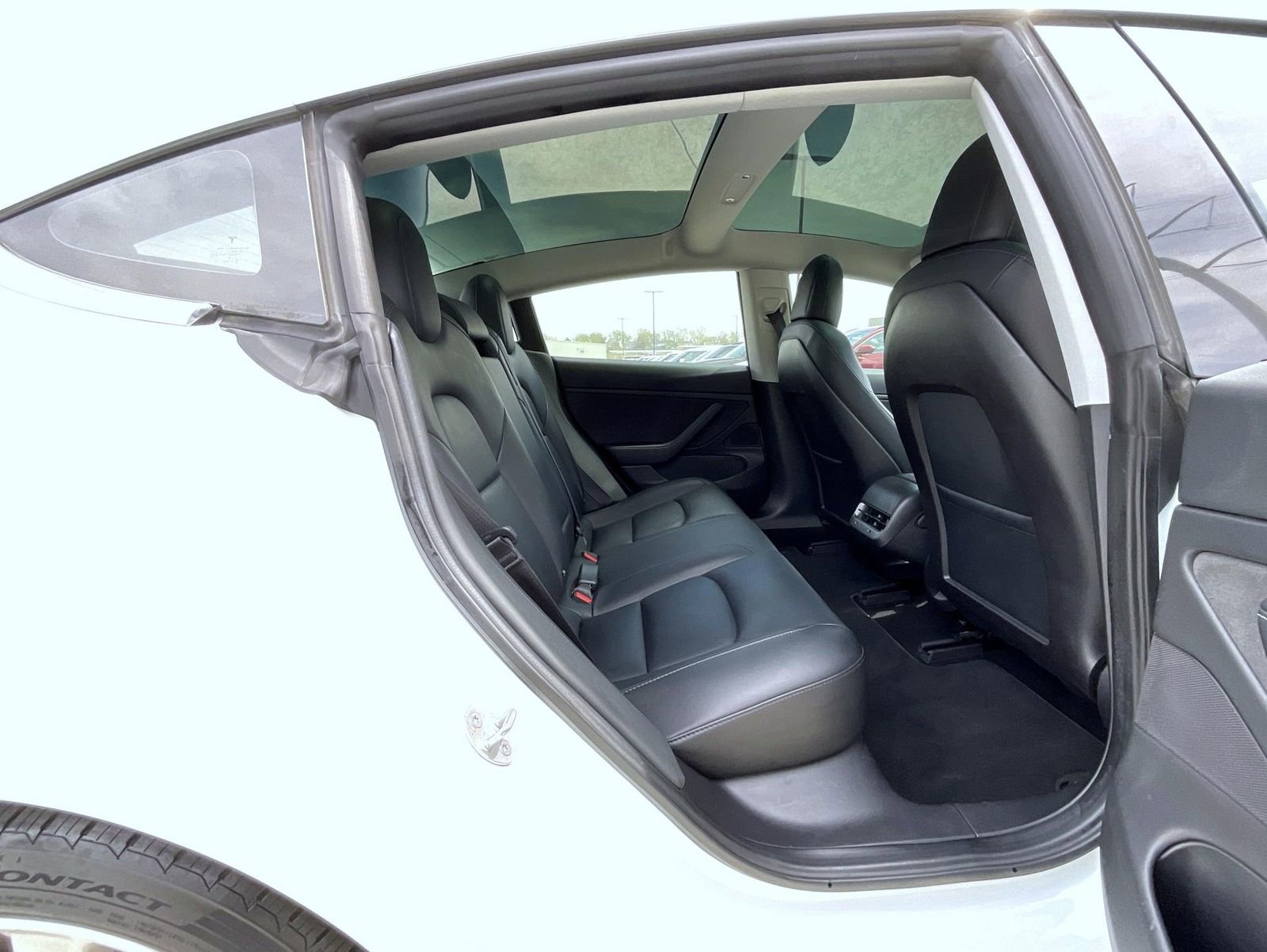 Used 2018 Tesla Model 3 Performance image 22
