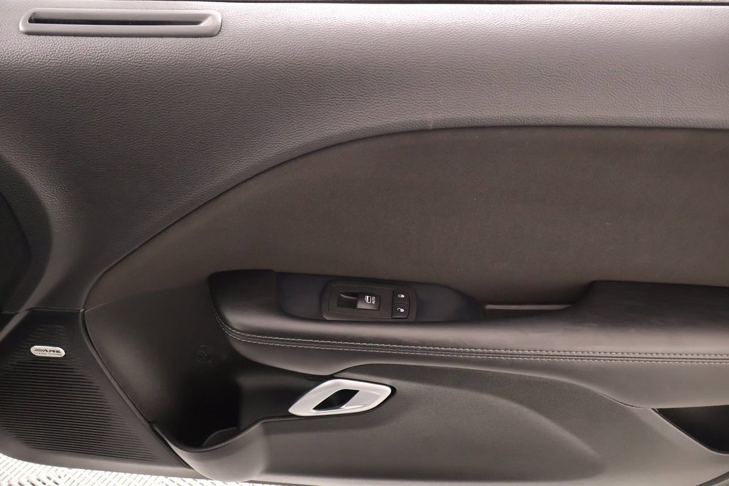 Used 2023 Dodge Challenger SXT w/ Blacktop Package image 15