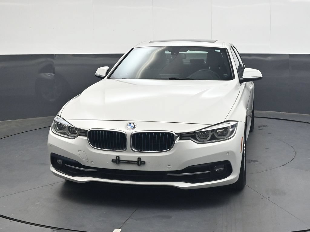 Used 2018 BMW 330e RWD image 12