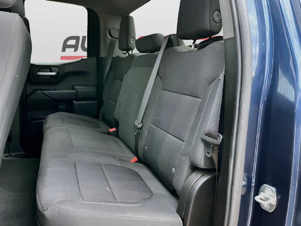 Used 2020 Chevrolet Silverado 1500 Custom w/ Custom Value Package AWD/4WD image 22