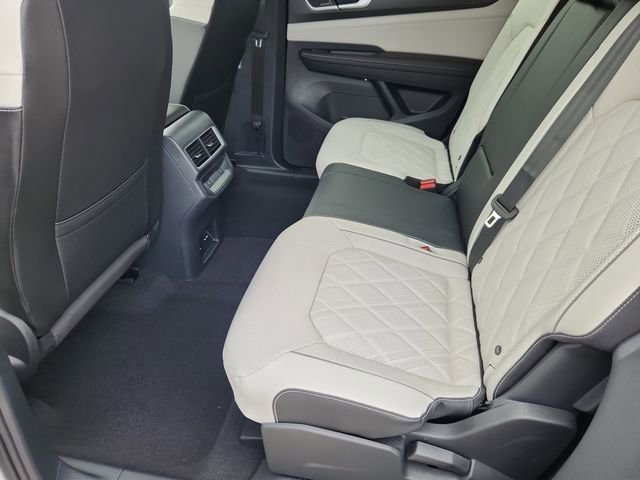 New 2026 Volkswagen Atlas Cross Sport SEL Premium R-Line image 8