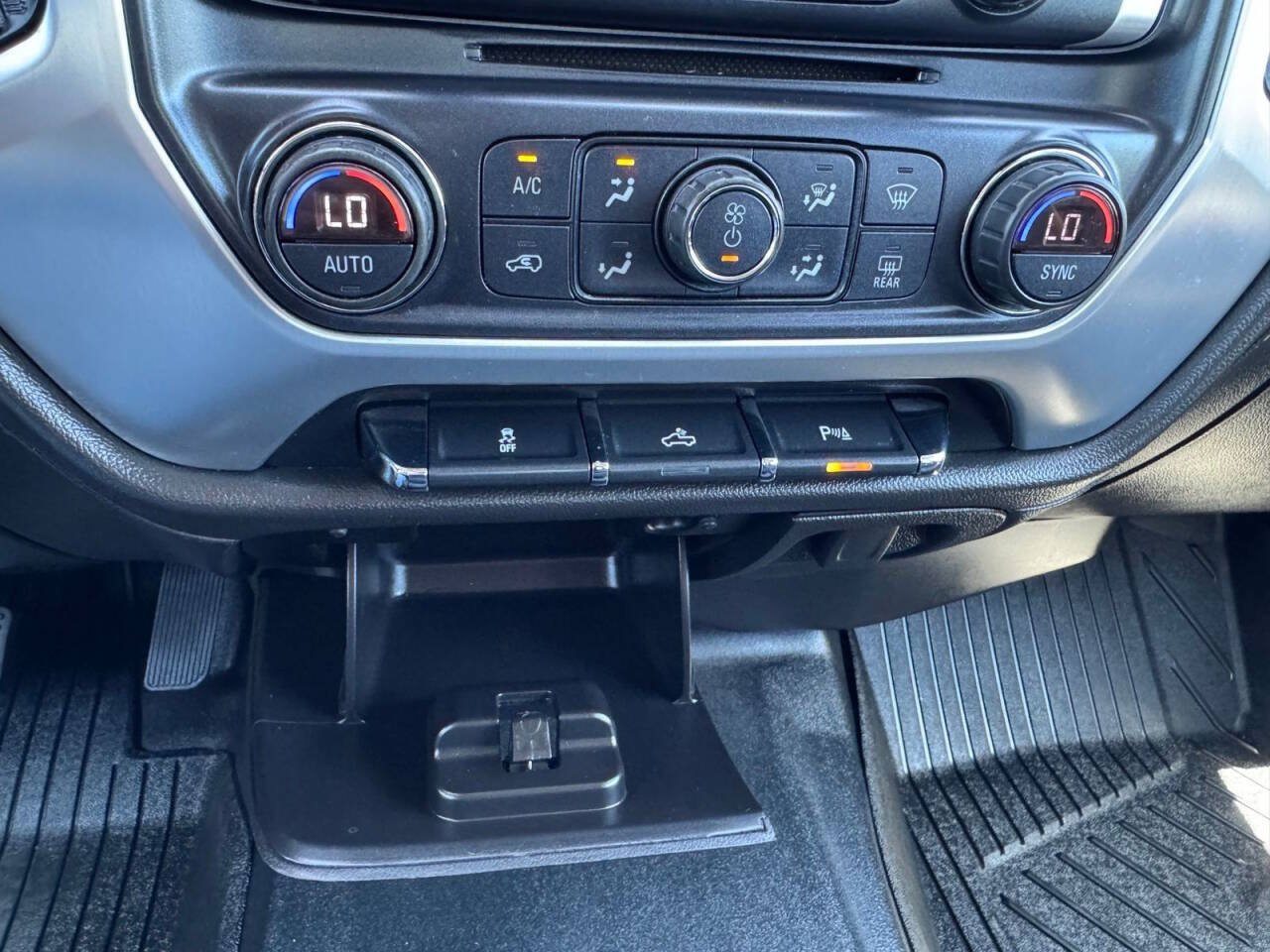 Used 2019 GMC Sierra 2500 SLE AWD/4WD image 24