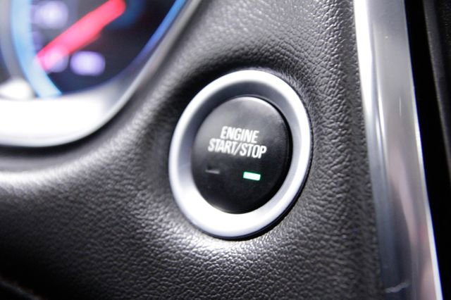 Used 2023 Chevrolet Traverse RS image 32