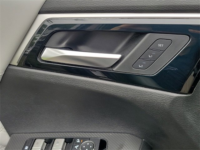 Used 2022 Mitsubishi Outlander SEL image 29