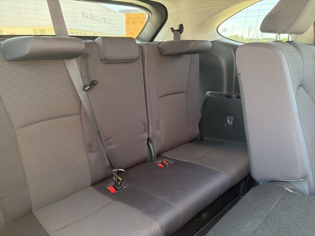Used 2022 Toyota Highlander LE image 15