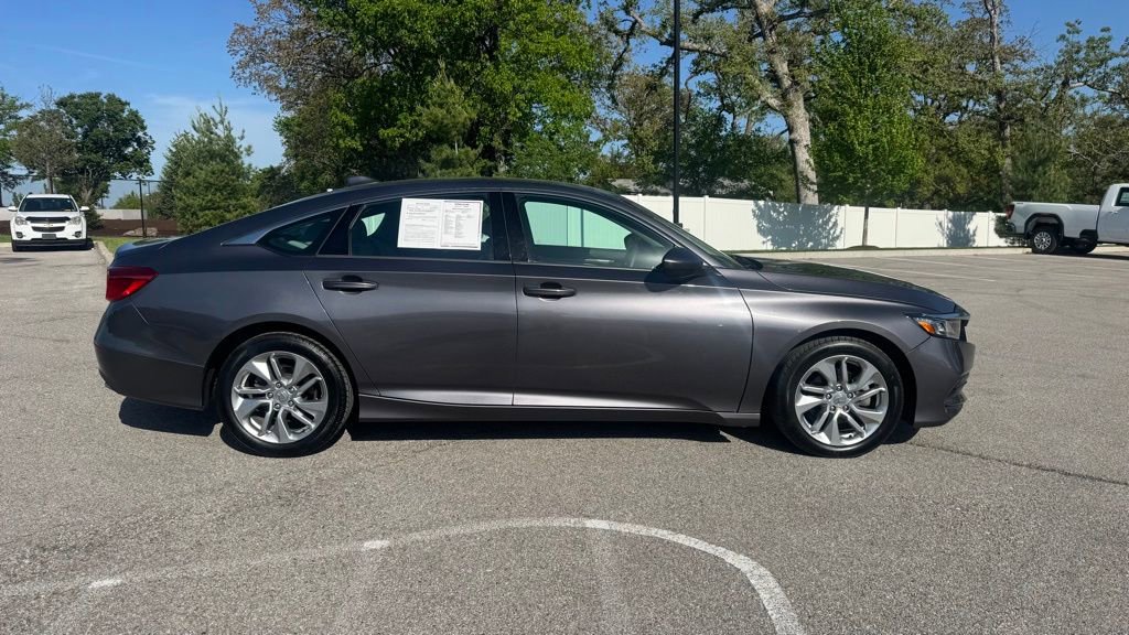 Used 2019 Honda Accord LX image 2