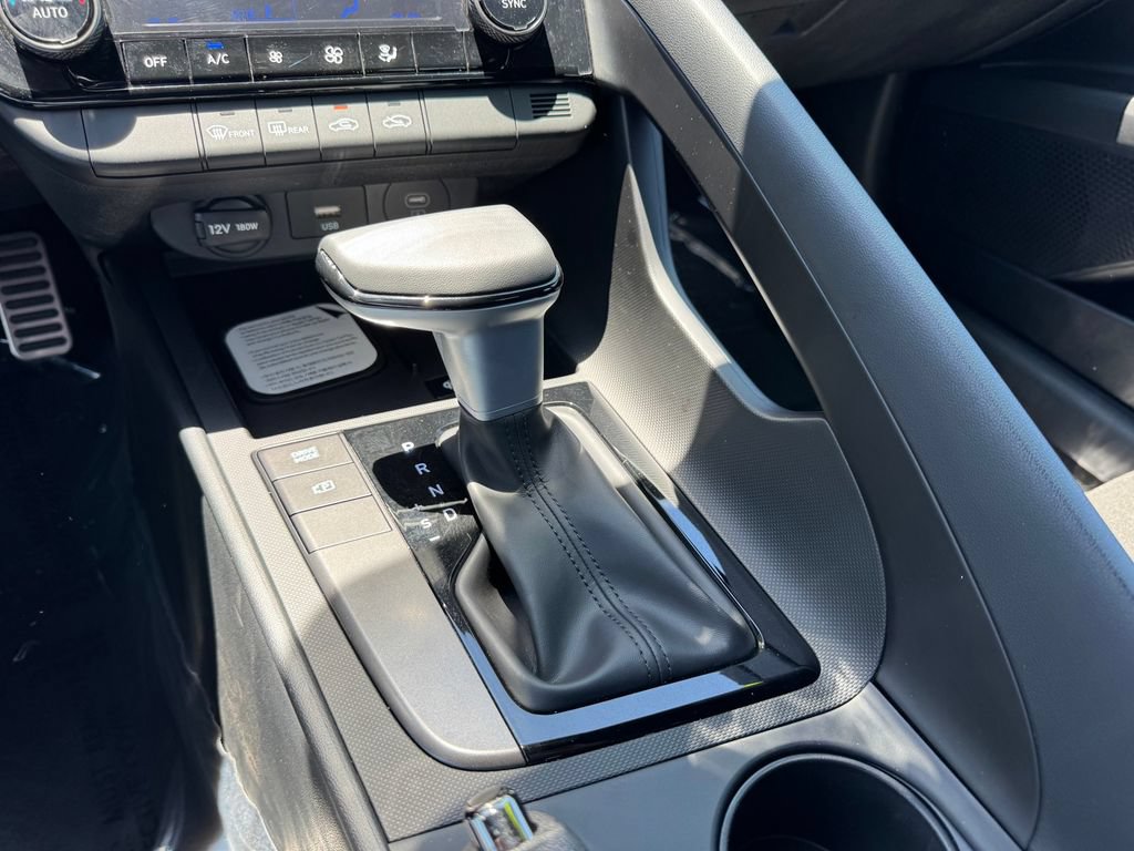 Certified 2026 Hyundai Elantra Sport FWD image 19