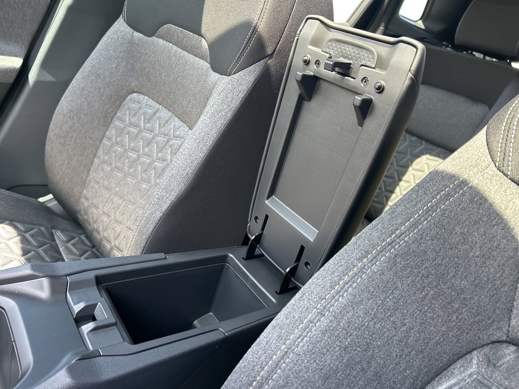 New 2026 Nissan Kicks SV w/ SV Premium Package image 38