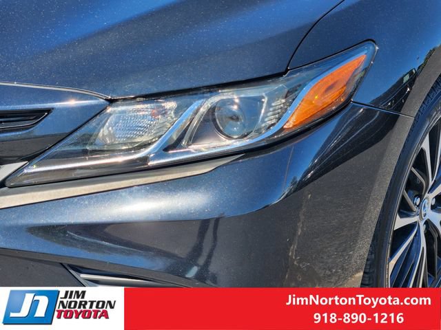 Used 2019 Toyota Camry SE w/ Convenience Package FWD image 11