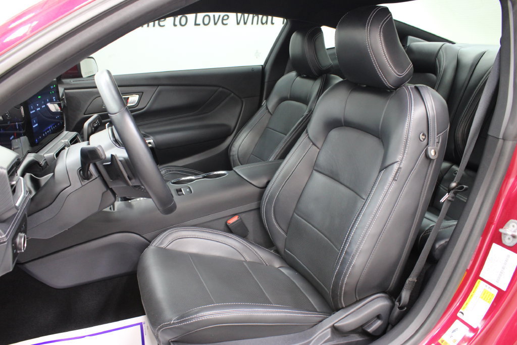 Used 2025 Ford Mustang GT Premium RWD image 14